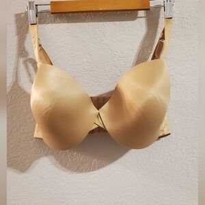 44D Cacique Beautiful Nude Beige Satin Sheen Seamless Underwire Push Up Bra 44D